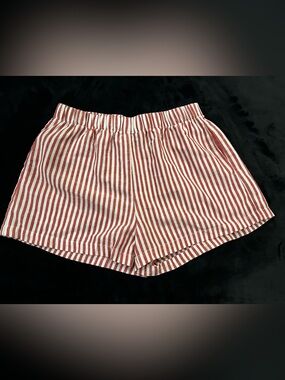 Striped Red and White Women’s Casual Elastic-Waist Shorts